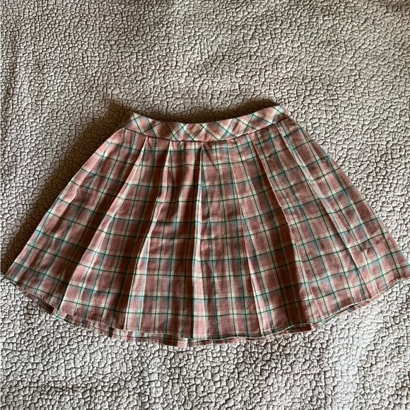 Girls age 11-12 yrs pleated pink check mini skirt - Picture 4 of 5